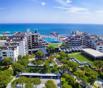 SELECTUM LUXURY RESORT
